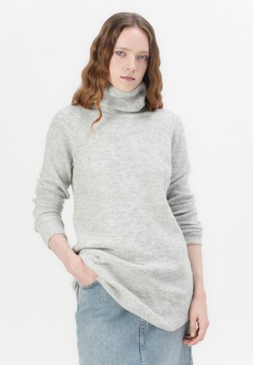 Длинный пуловер