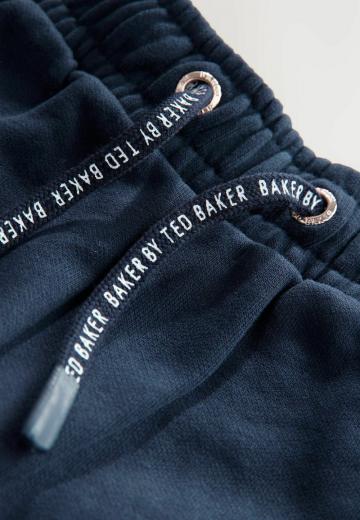 Спортивные штаны