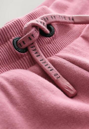 Спортивные штаны