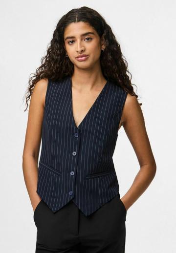 Джинсовая жилетка