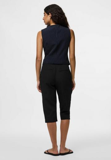 Джинсовая жилетка