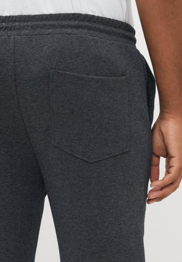 Спортивные штаны