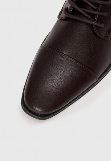 Ботинки на шнуровке