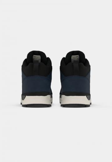 Походные ботинки