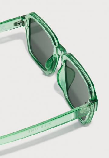 Солнечные очки