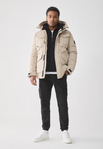 Зимняя куртка