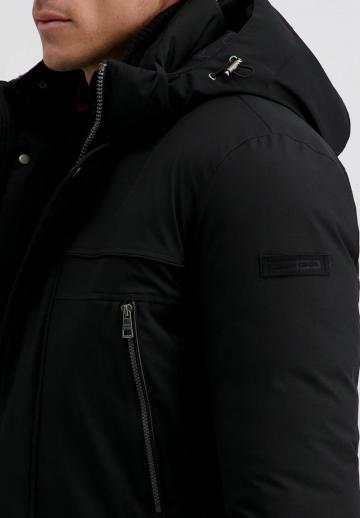 Зимняя куртка