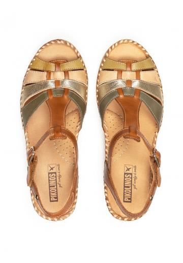 Босоножки на танкетке