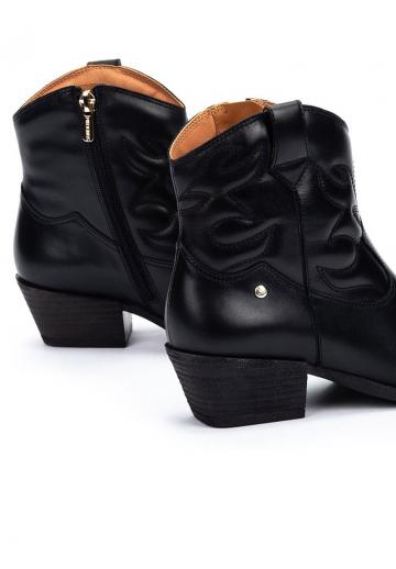 Ковбойские сапожки