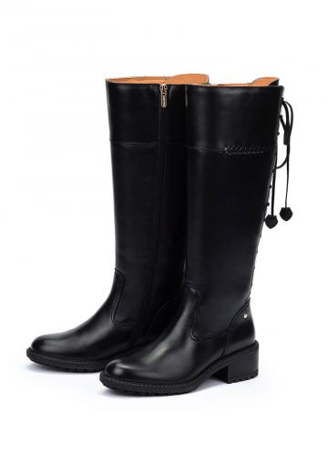 Сапоги на шнуровке