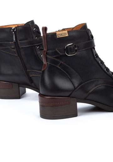 Широкие сапоги