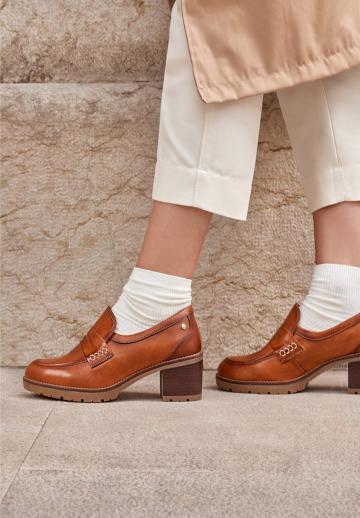 Полуботинки