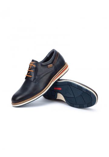 Ботинки на шнуровке