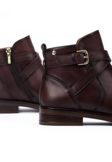 Широкие сапоги