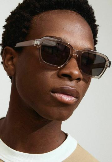 Солнечные очки