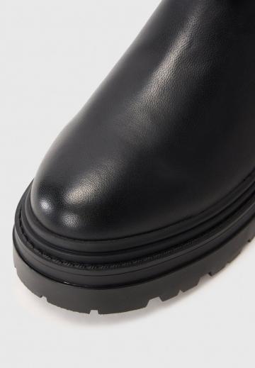 Полусапожки на платформе