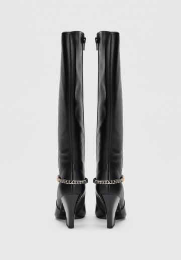 Высокие сапоги