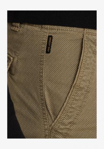 Брюки с накладными карманами