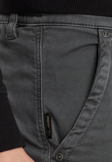 Брюки с накладными карманами