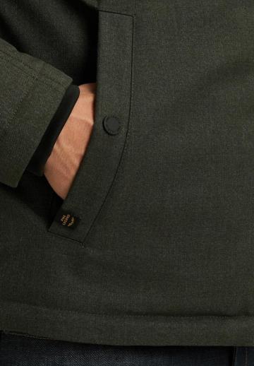 Зимняя куртка