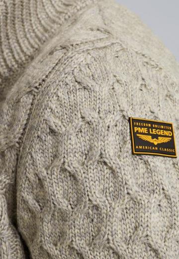 Вязаная кофта