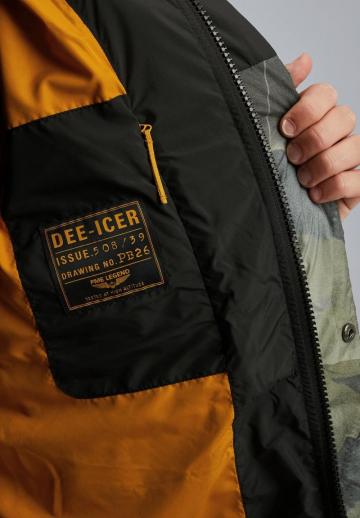 Зимняя куртка