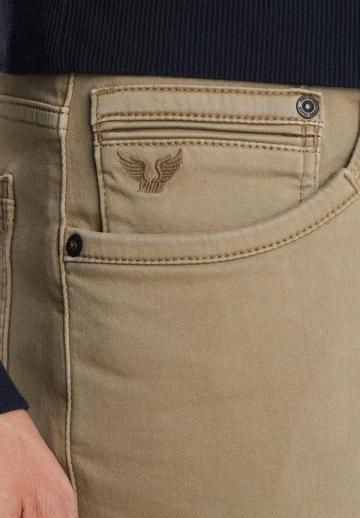 Узкие джинсы