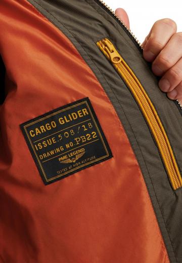 Зимняя куртка