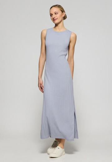 Вязаное платье