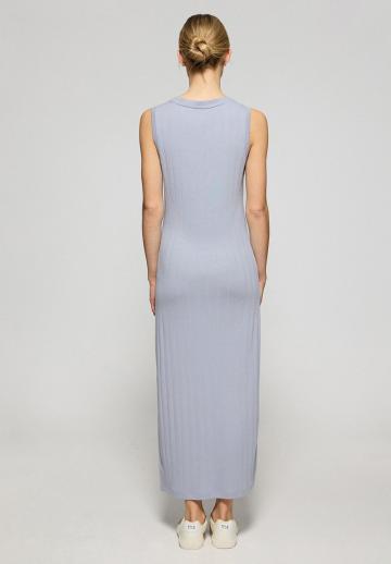 Вязаное платье