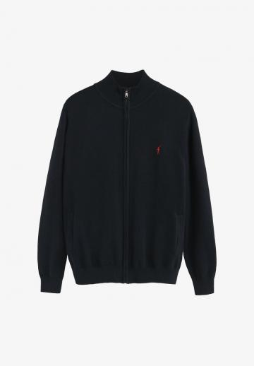 Вязаная кофта