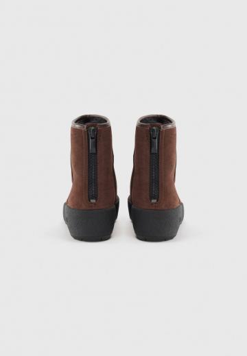 Зимние ботинки