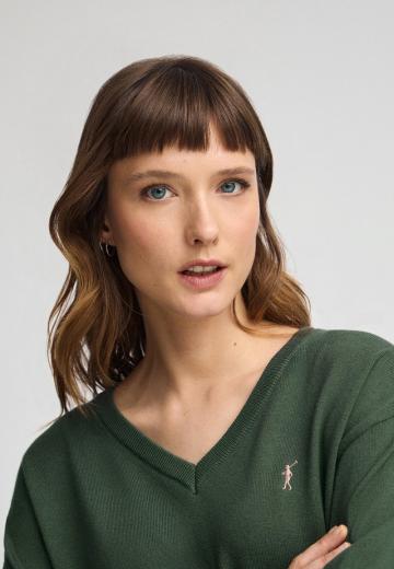 Пуловер с вырезом V