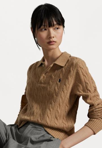 Пуловер с воротником поло