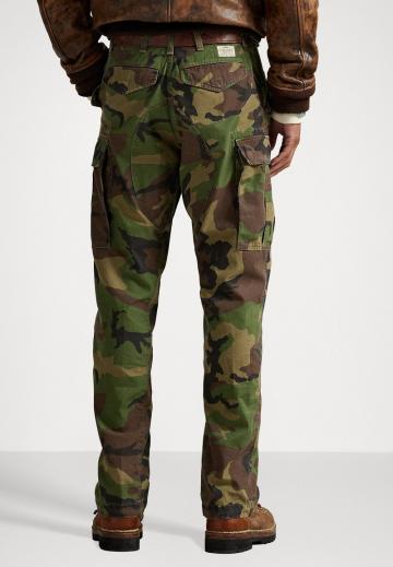 Брюки с накладными карманами