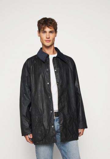 Короткое пальто