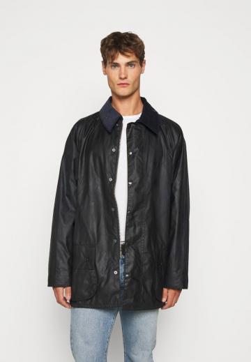 Короткое пальто