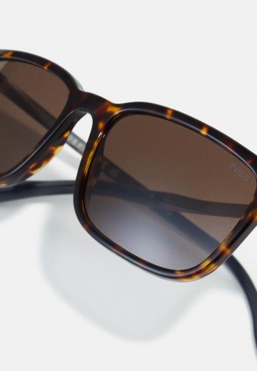 Солнечные очки