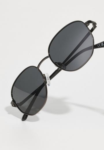 Солнечные очки