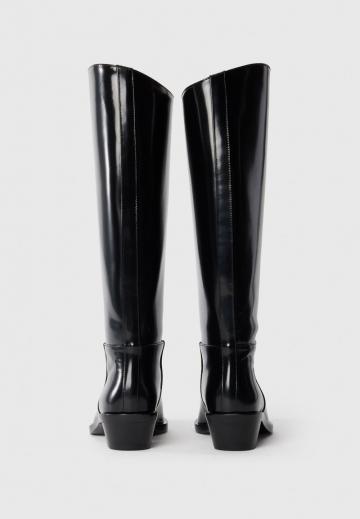 Ковбойские сапоги