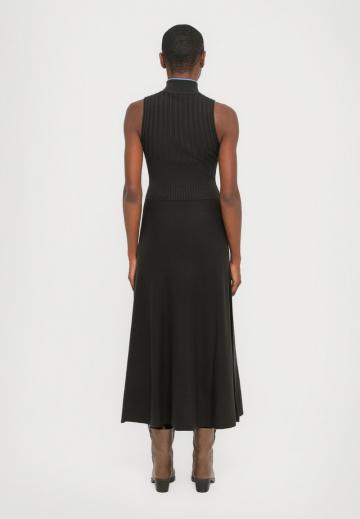 Платье макси