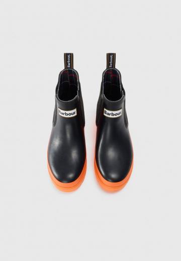 Резиновые сапоги