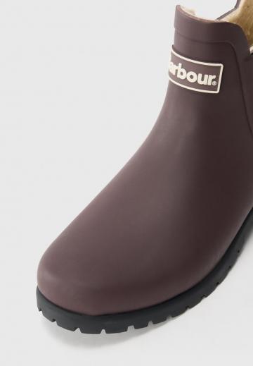 Резиновые сапоги