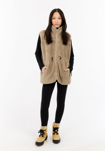 Длинный жилет