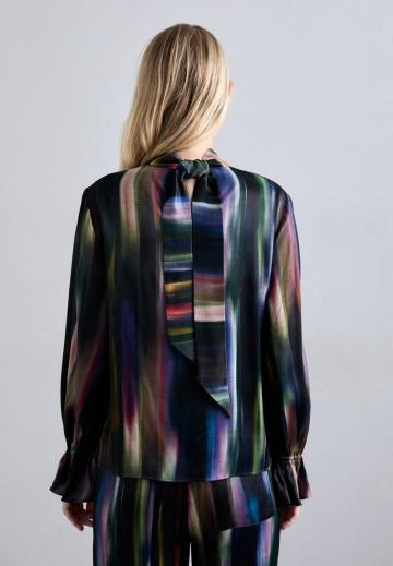 Атласная блузка