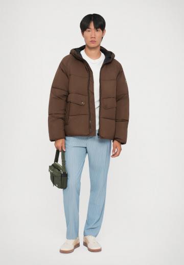 Зимняя куртка