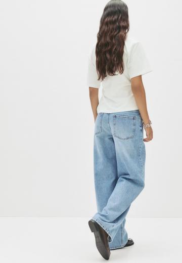Свободные джинсы
