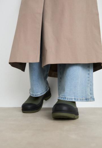 Резиновые сапоги