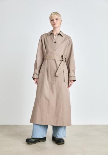 Резиновые сапоги