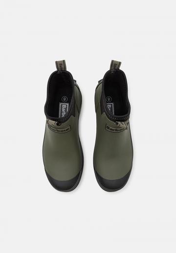 Резиновые сапоги